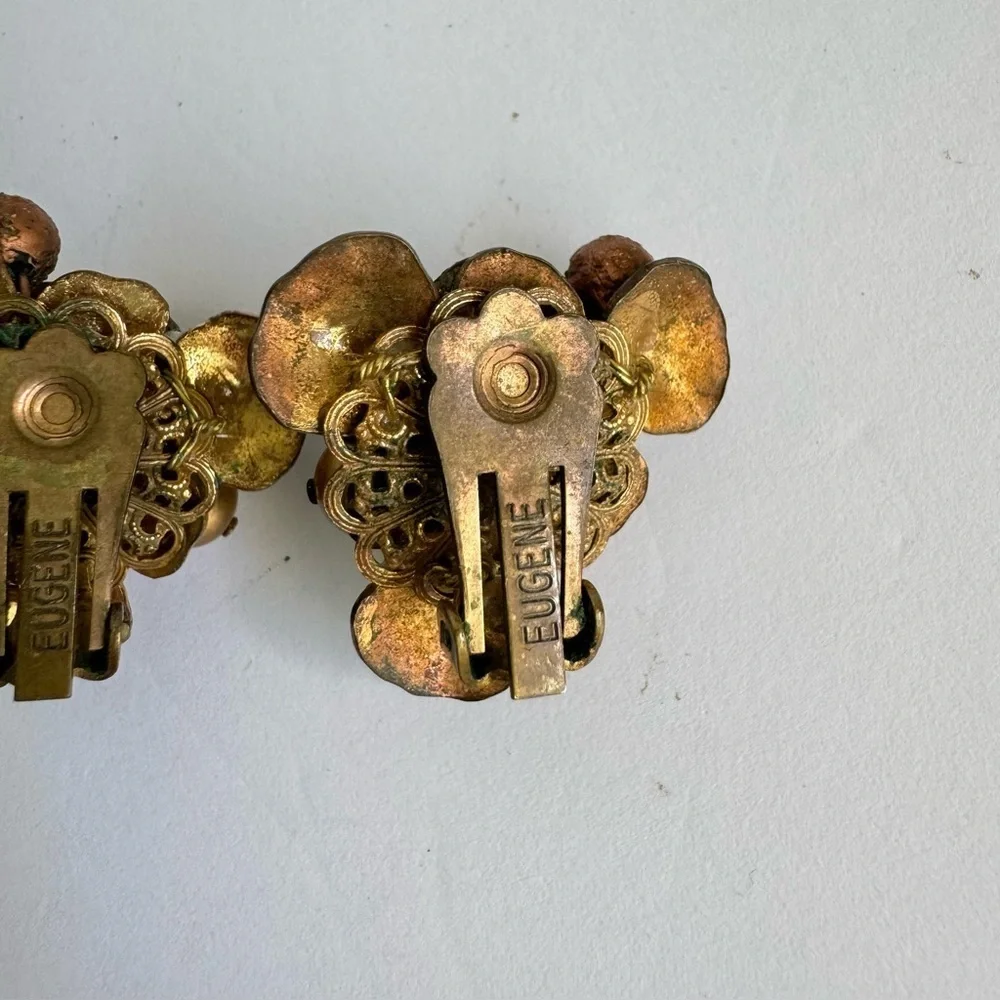 Vintage Eugene Cluster Earrings Clip On Beaded‎ Brass Copper Faux Pearls Signed
